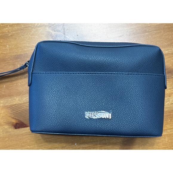 Missoni Handbags - Missoni Clutch Accessory Travel Bag